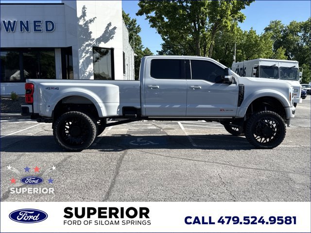 Used 2025 Ford F450 Platinum AWD/4WD image 2