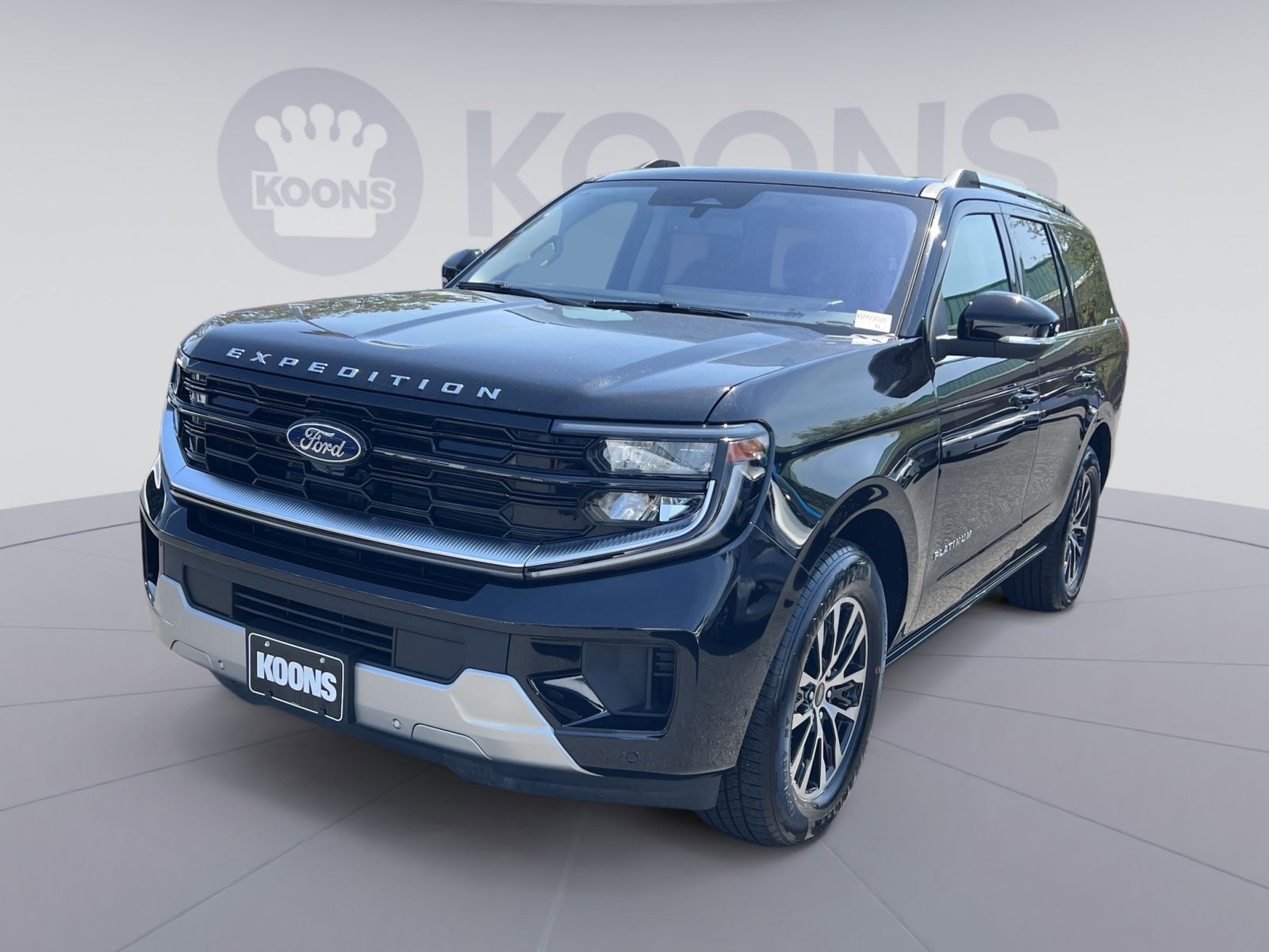 Certified 2025 Ford Expedition Platinum AWD/4WD image 5