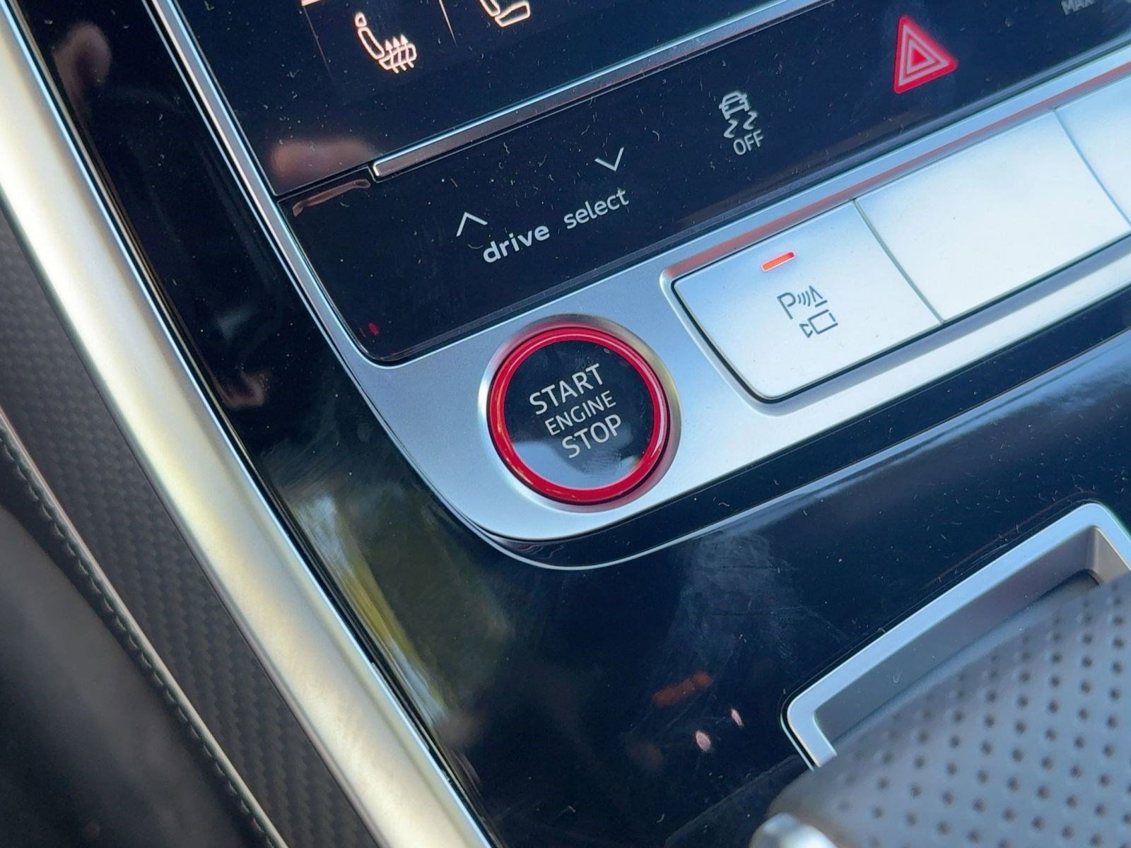 New 2026 Audi SQ8 Premium Plus image 26