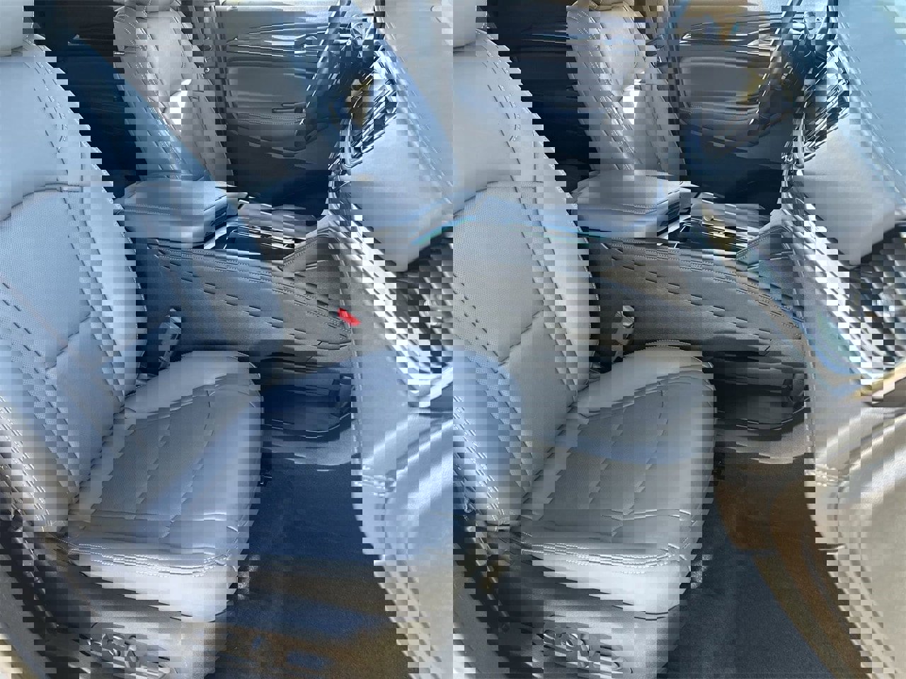 Used 2023 Buick Enclave Premium w/ Experience Buick Package image 7