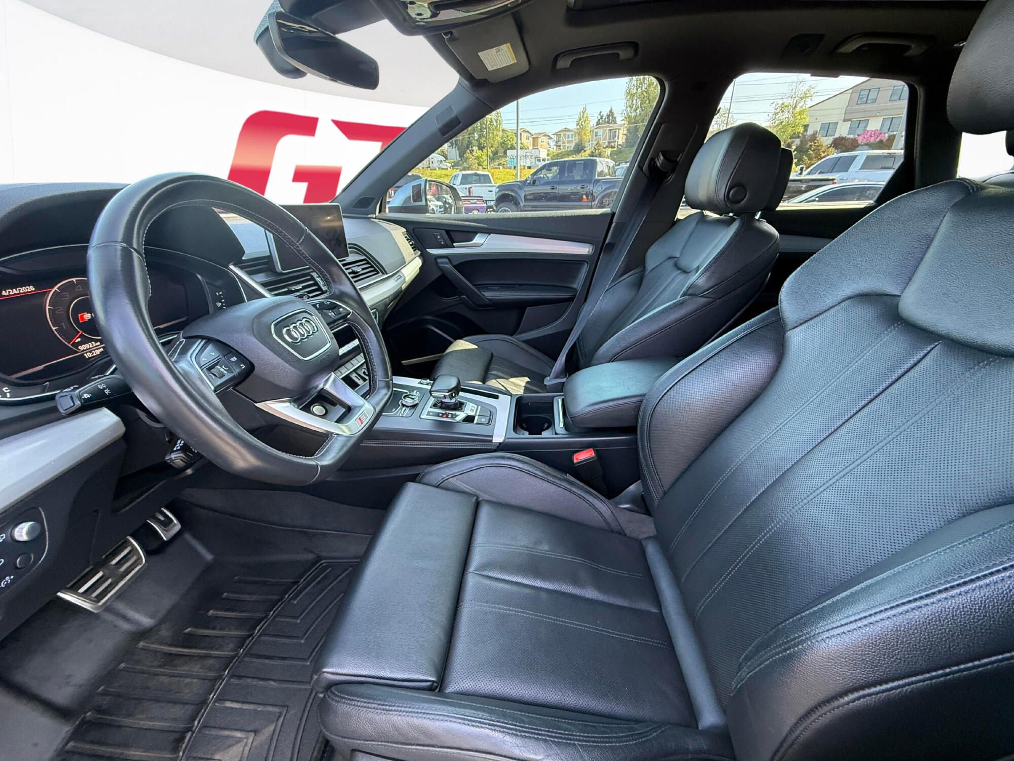 Used 2018 Audi SQ5 Prestige w/ Prestige Package AWD/4WD image 5