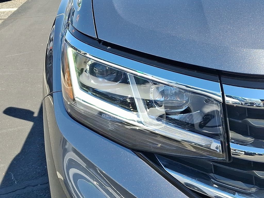 Used 2023 Volkswagen Atlas Cross Sport SE image 9