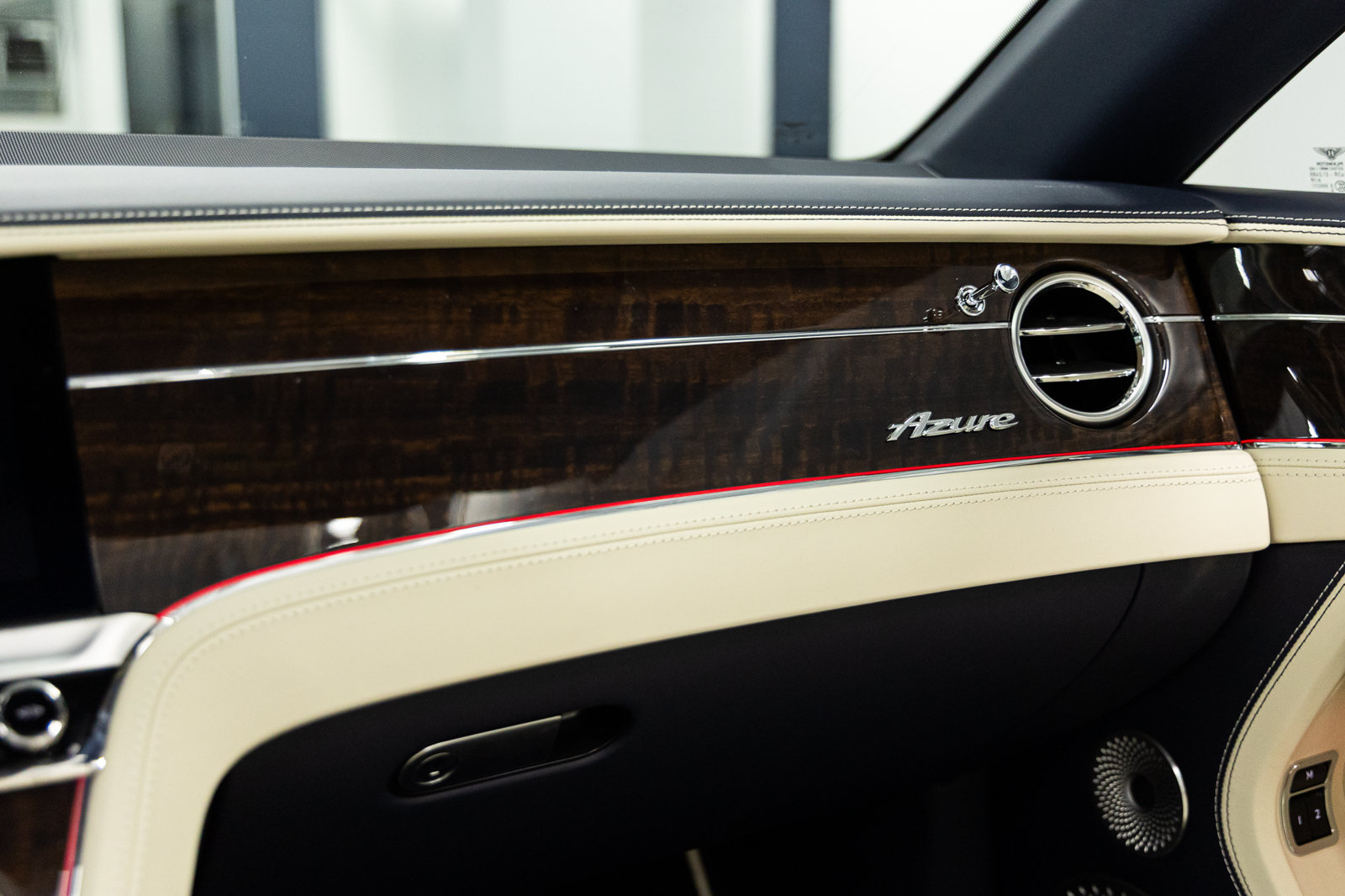 New 2026 Bentley Continental GTC AWD/4WD image 34
