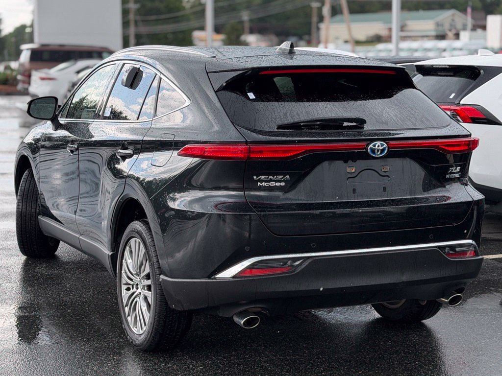 Used 2021 Toyota Venza XLE w/ Softex Package AWD/4WD image 3