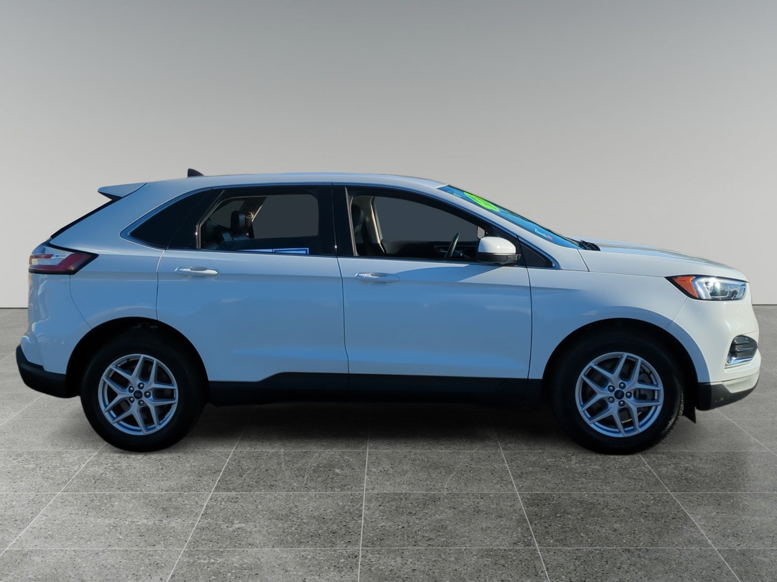 Used 2022 Ford Edge SEL AWD/4WD image 6