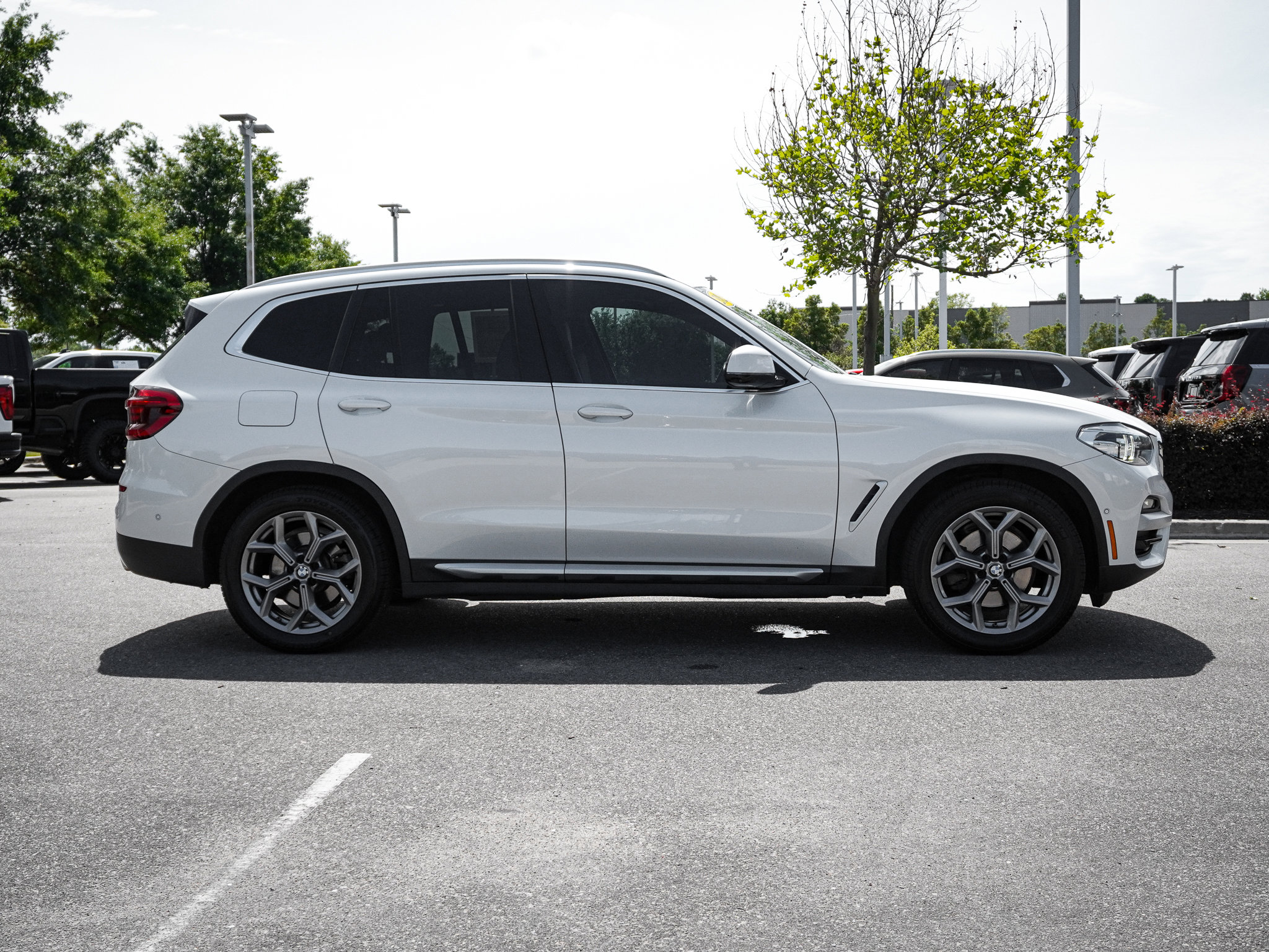 Used 2021 BMW X3 xDrive30i w/ Convenience Package AWD/4WD image 11