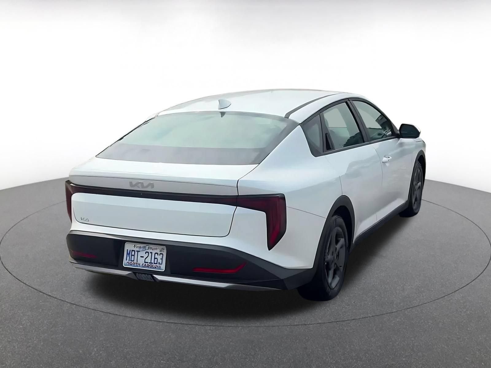 Used 2026 Kia K4 FWD image 13