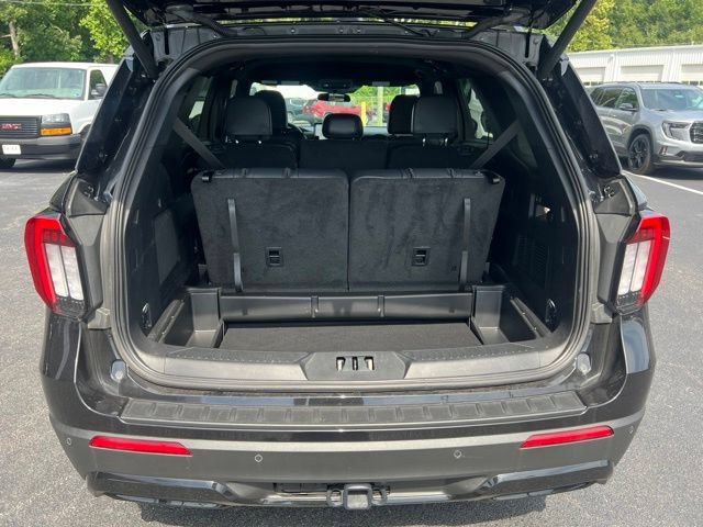 Used 2025 Ford Explorer ST-Line RWD image 21