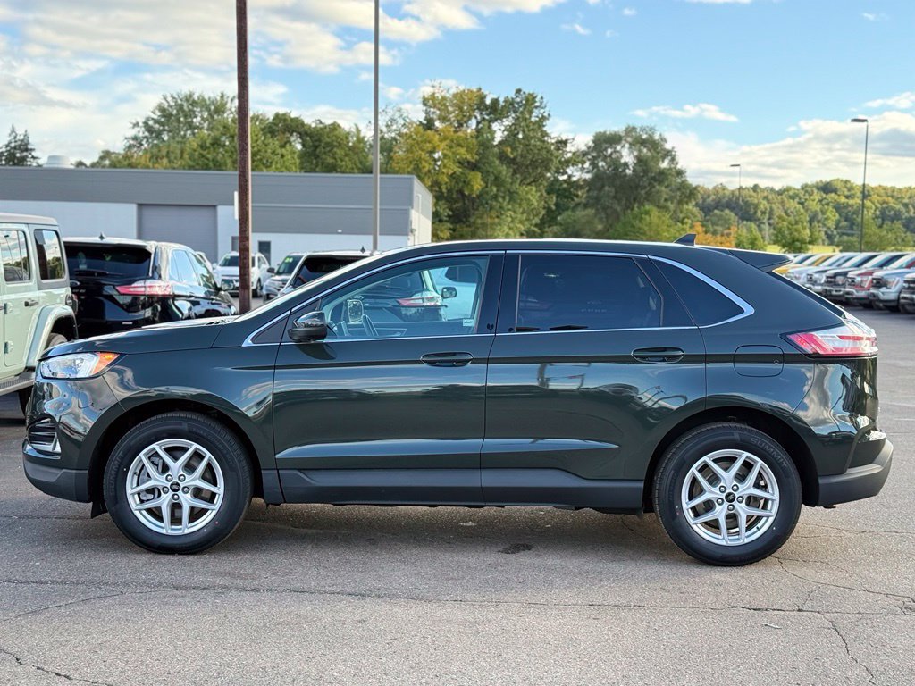 Certified 2024 Ford Edge SEL w/ Convenience Package AWD/4WD image 36