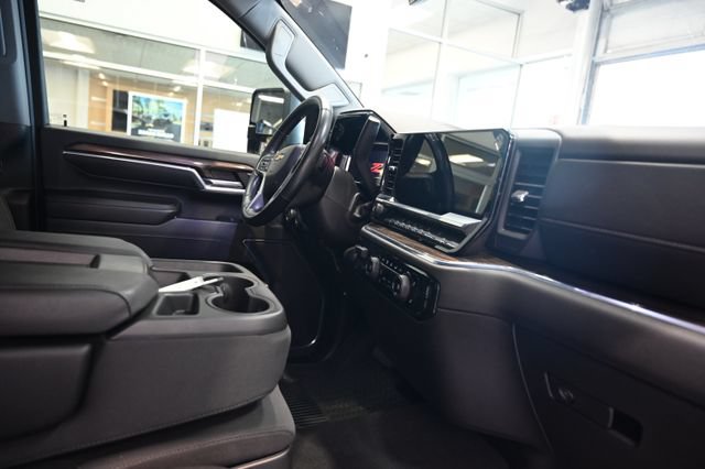 Used 2024 Chevrolet Silverado 2500 LT w/ All Star Edition AWD/4WD image 14