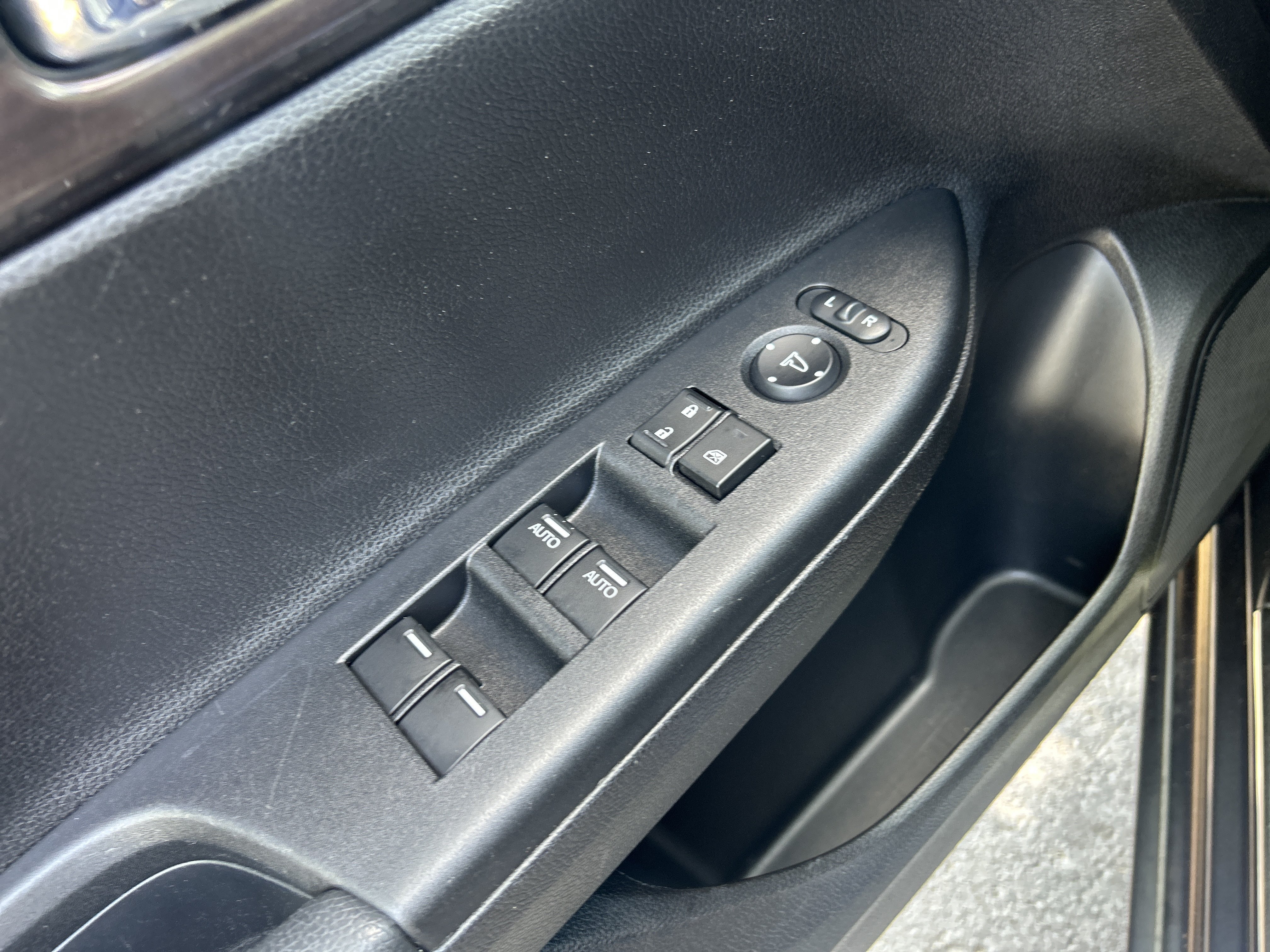 Used 2016 Honda Accord EX-L image 23