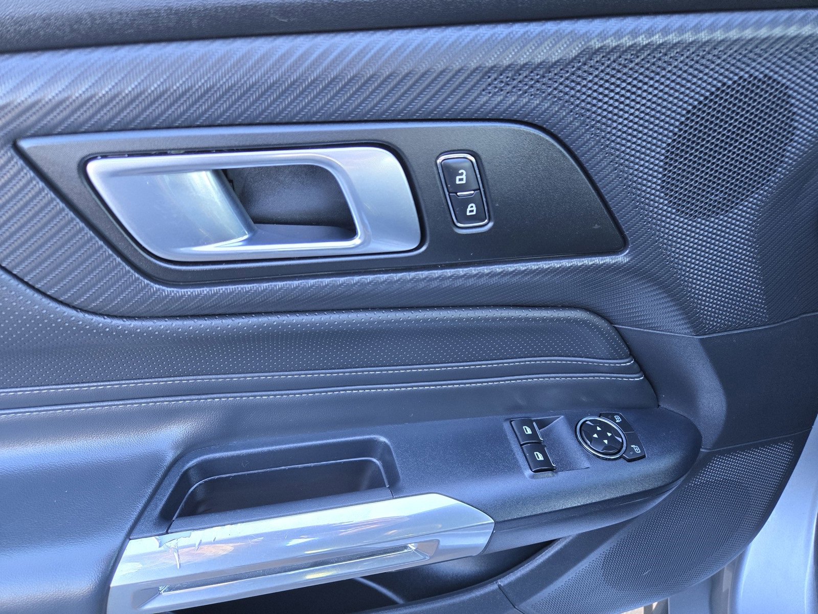 Used 2024 Ford Mustang Premium image 20