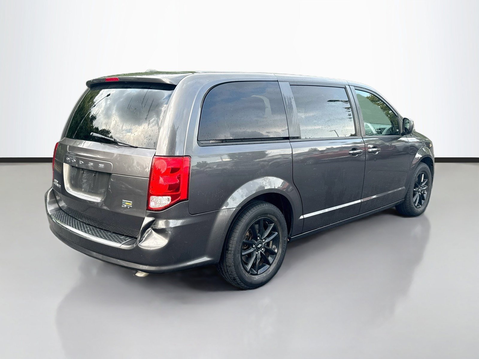 Used 2019 Dodge Grand Caravan GT FWD image 7