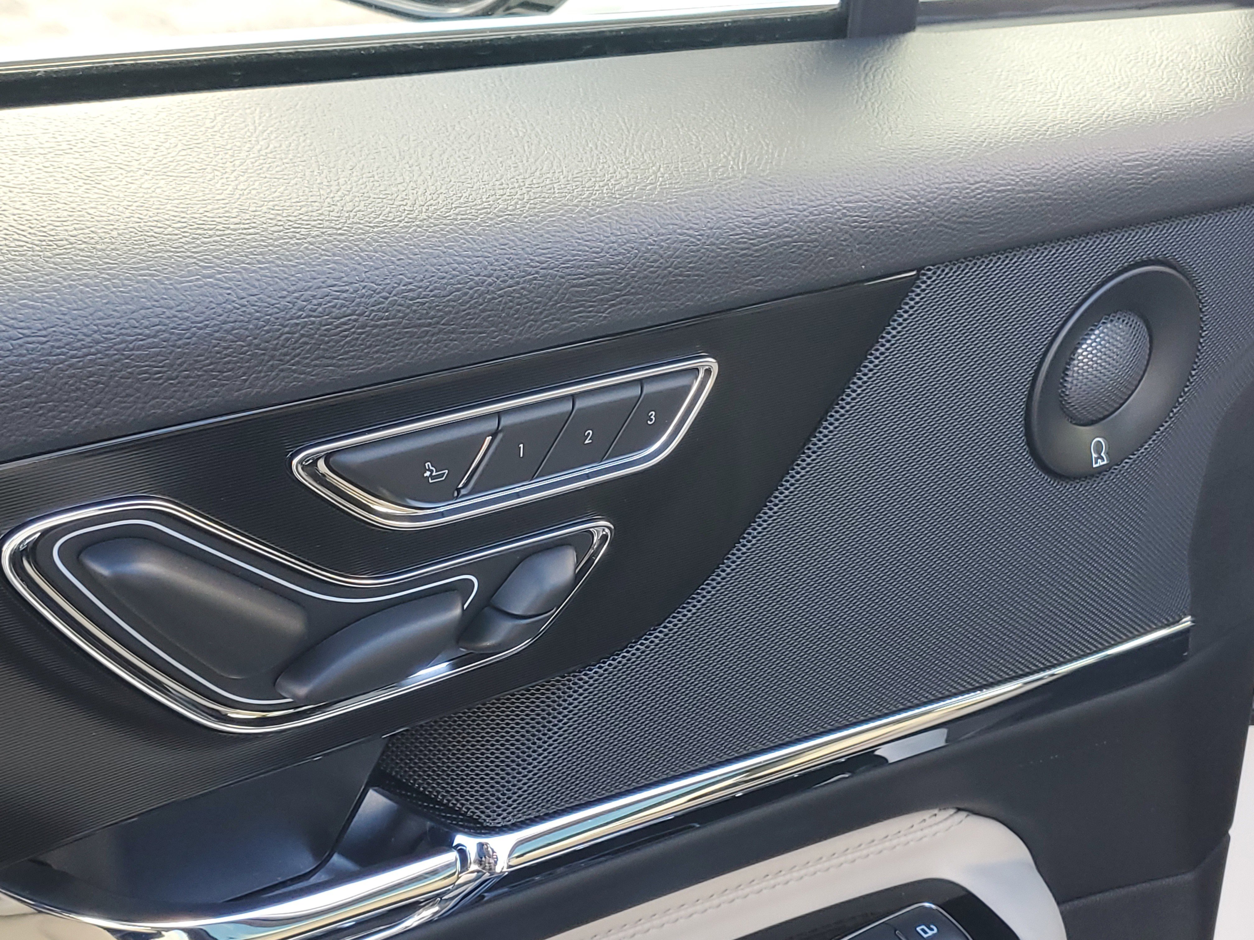 New 2026 Lincoln Corsair Grand Touring image 9