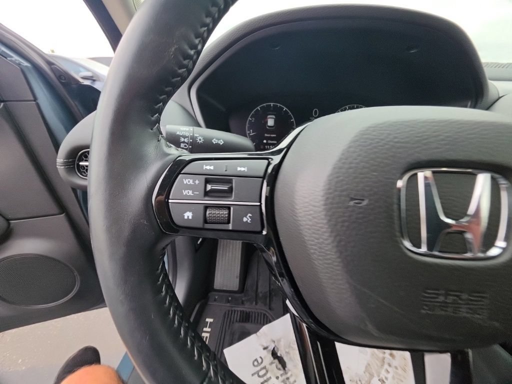 Used 2025 Honda HR-V EX-L image 16
