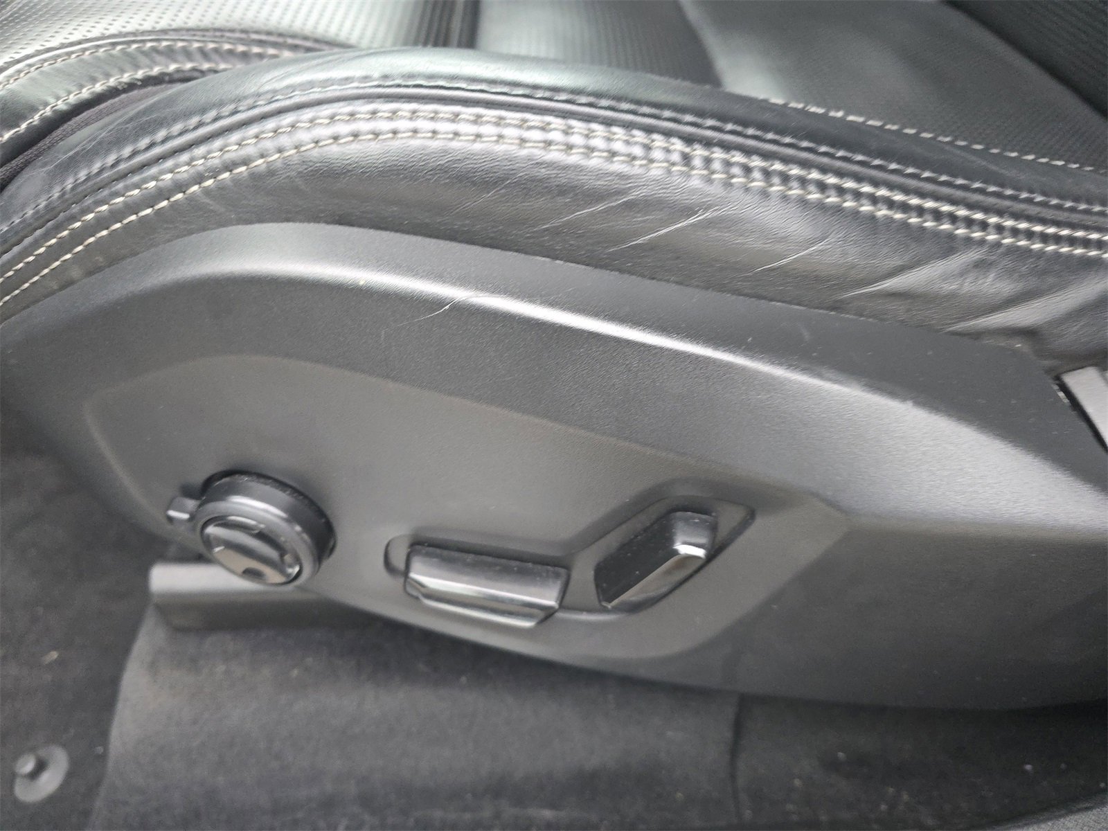 Used 2022 Volvo XC90 T6 Inscription image 10