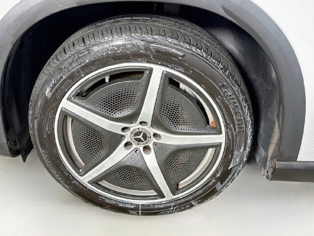 Used 2023 Mercedes-Benz EQE 350+ SUV w/ AMG Line Exterior Package image 37
