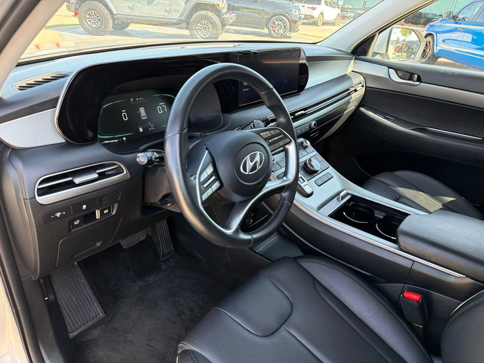 Used 2024 Hyundai Palisade SEL FWD image 10