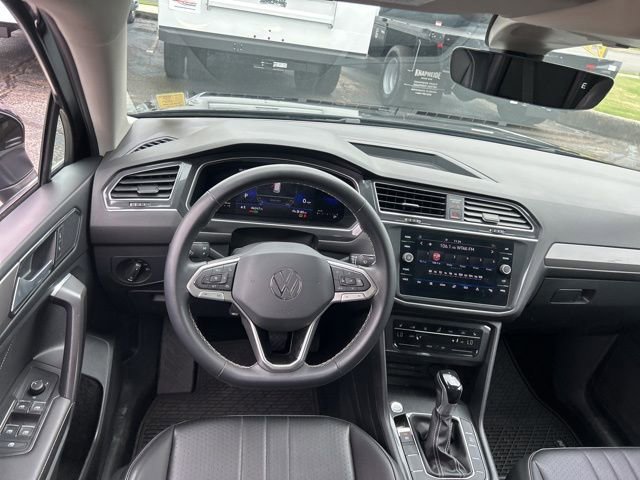 Used 2022 Volkswagen Tiguan SE FWD image 26