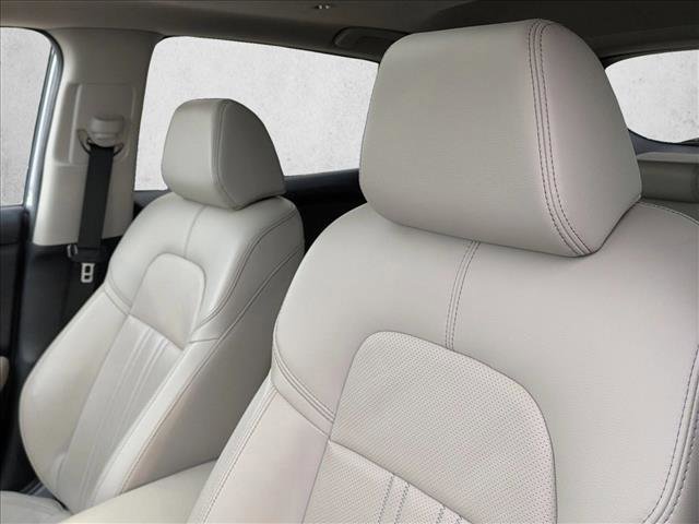 Used 2024 Honda HR-V EX-L image 14