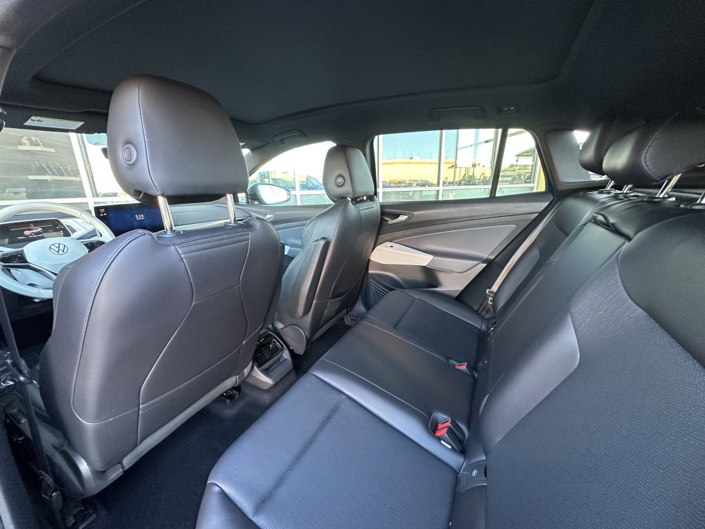 Used 2021 Volkswagen ID.4 1st Edition image 39