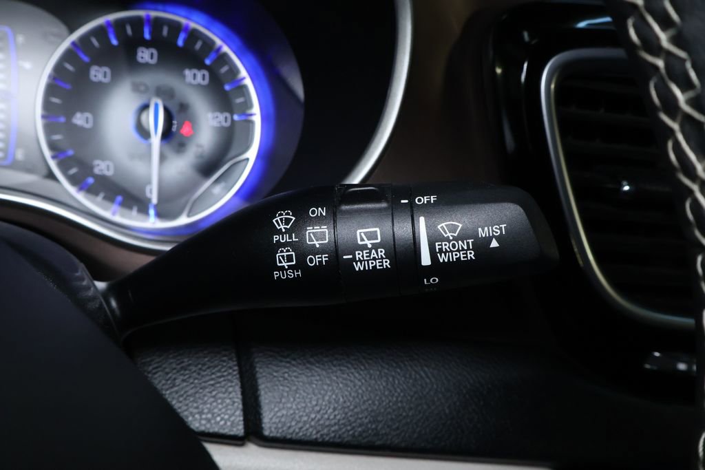 Used 2023 Chrysler Voyager LX image 25