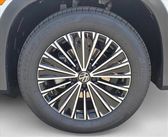 New 2025 Volkswagen Tiguan S image 10