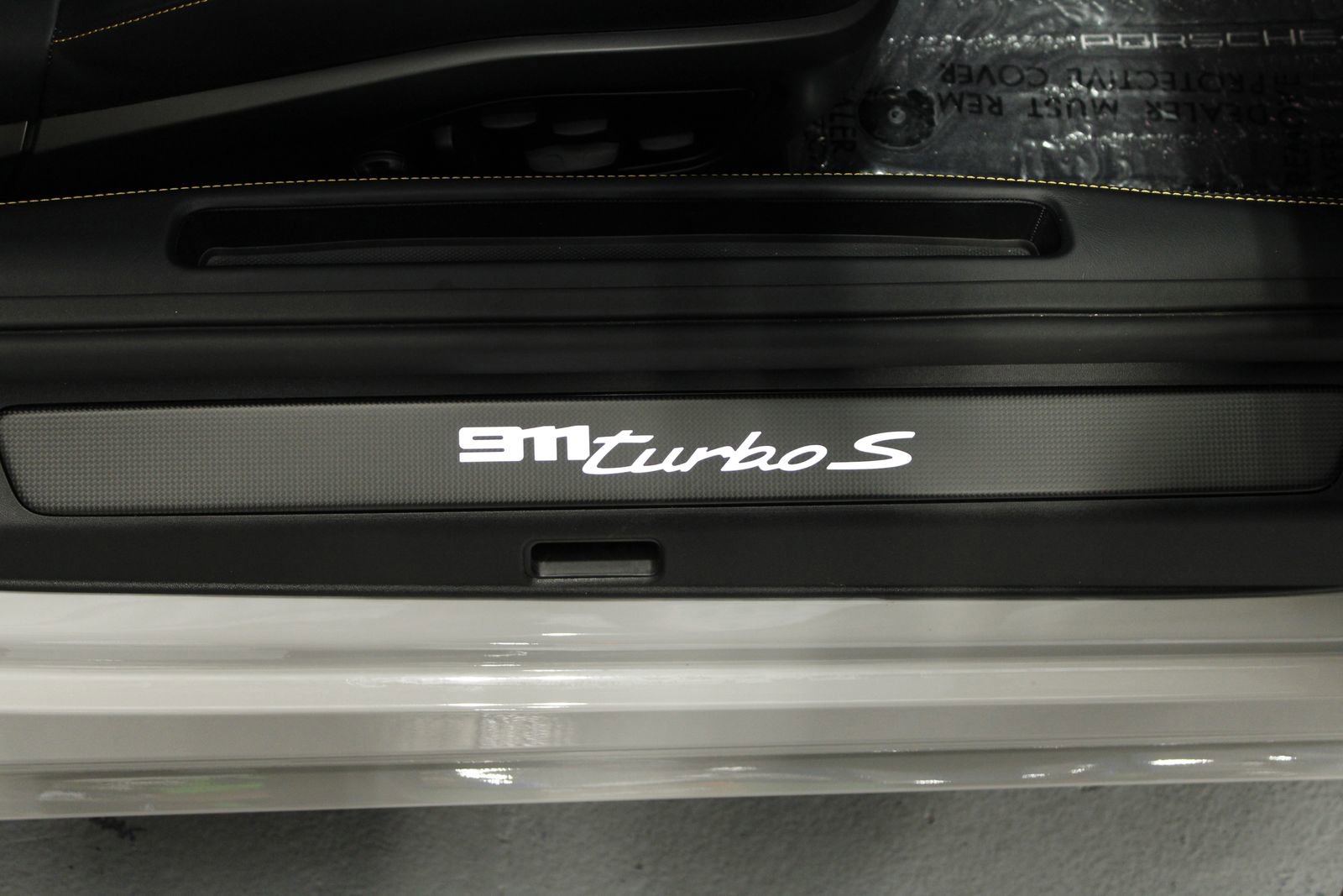 Used 2025 Porsche 911 Turbo S AWD/4WD image 31