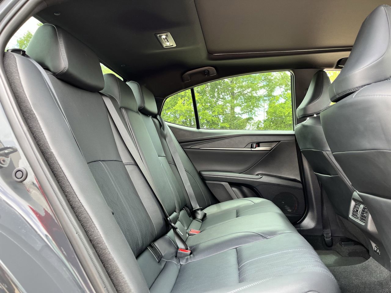 Used 2025 Toyota Camry XSE w/ Premium Package FWD image 27