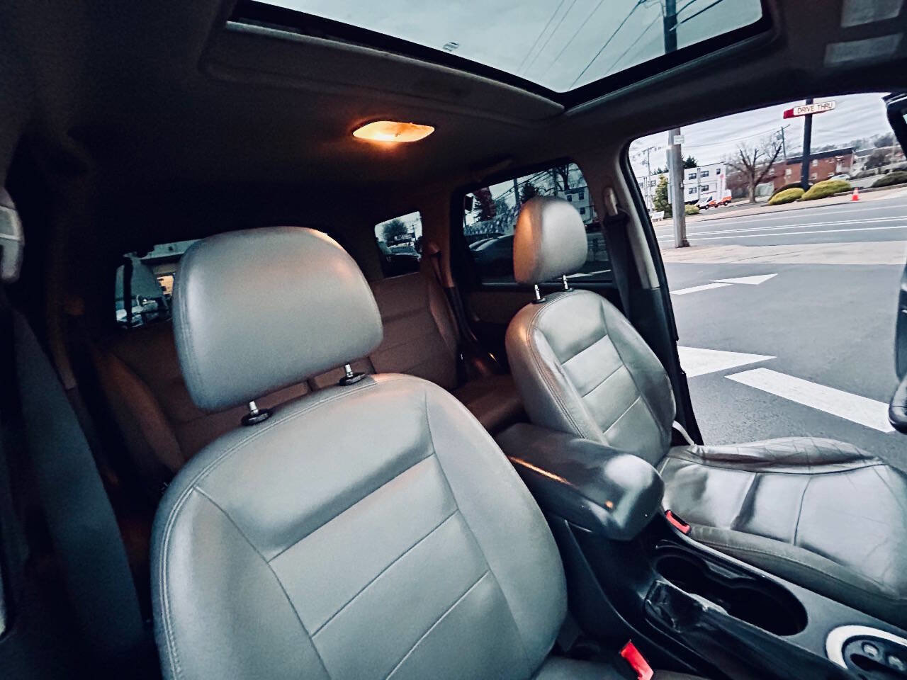 Used 2006 Ford Escape XLT image 29