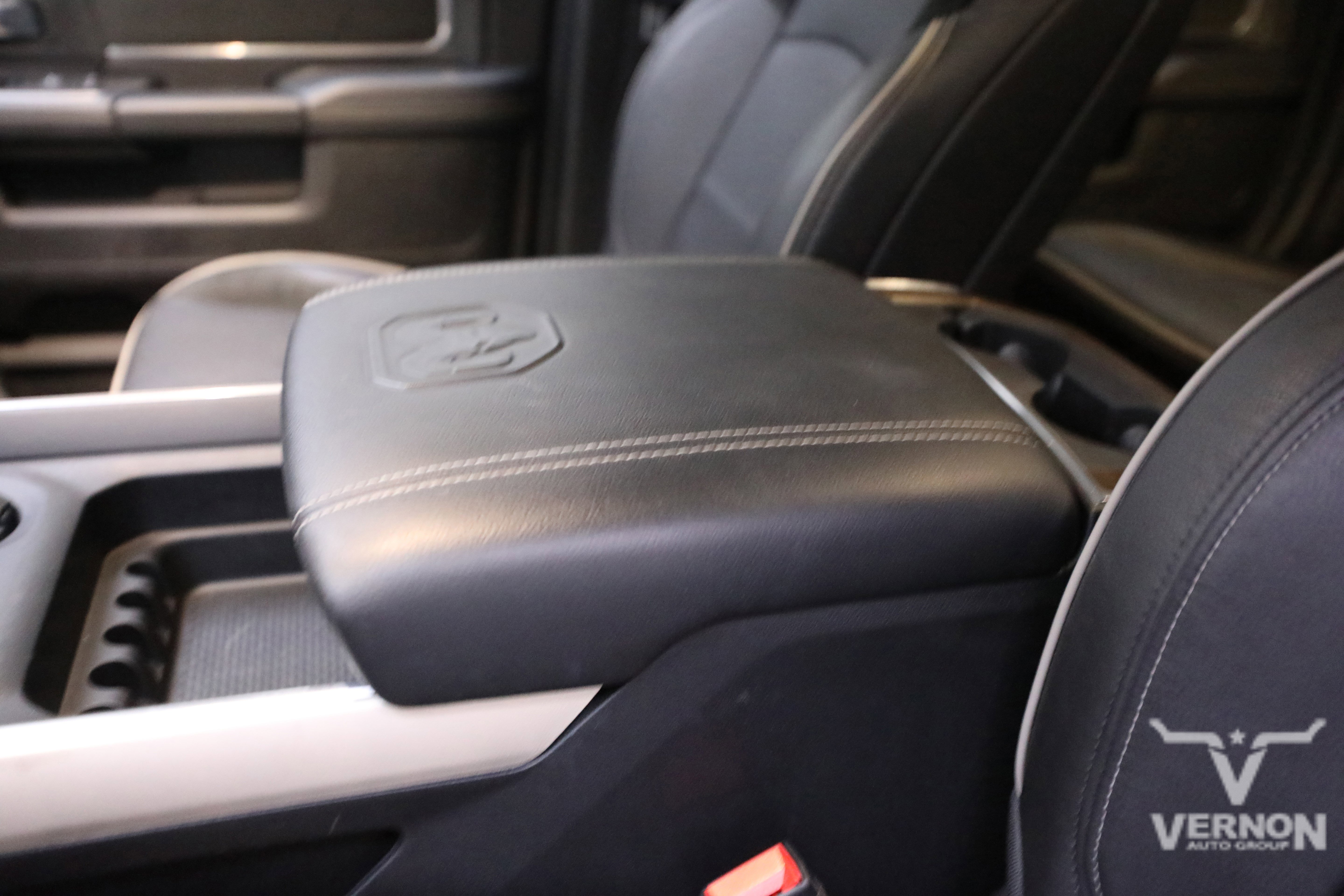 Used 2024 RAM 3500 Laramie w/ Chrome Bumper Package image 15