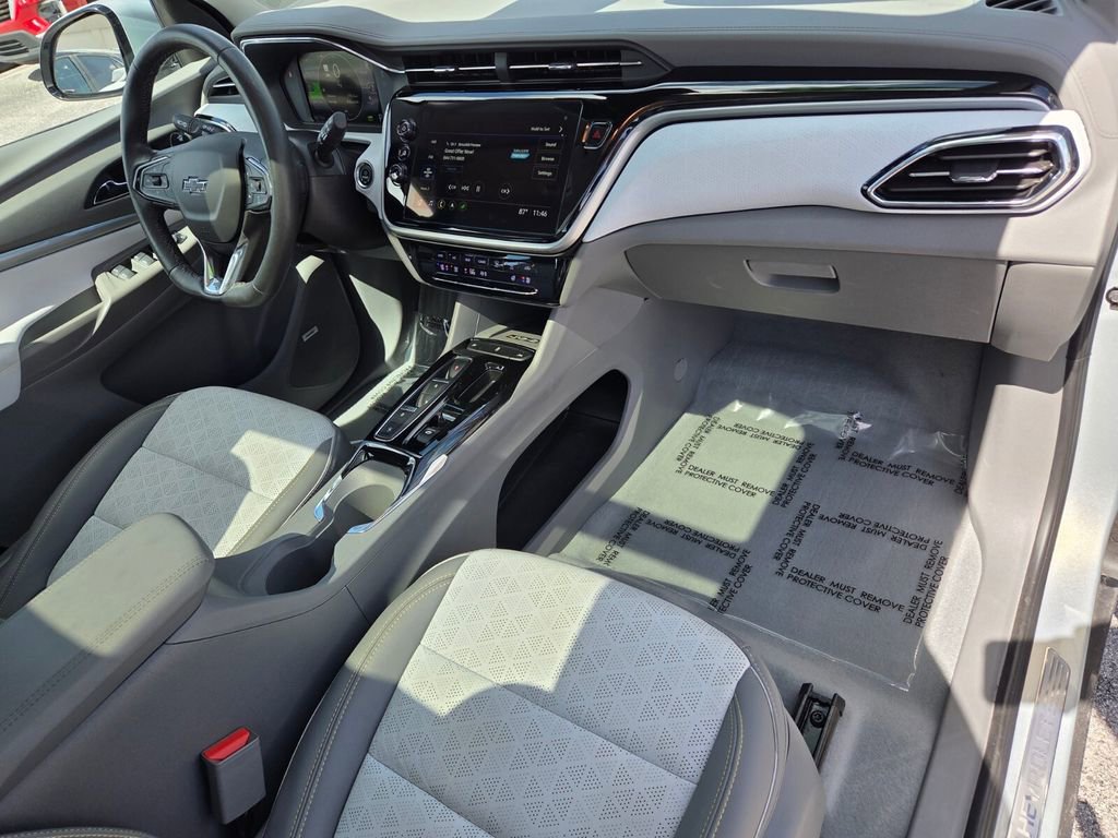 Certified 2023 Chevrolet Bolt EUV Premier w/ Sun & Sound Package image 18