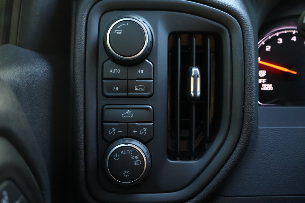 Certified 2024 Chevrolet Silverado 1500 Custom w/ LPO, Dark Essentials Package AWD/4WD image 35