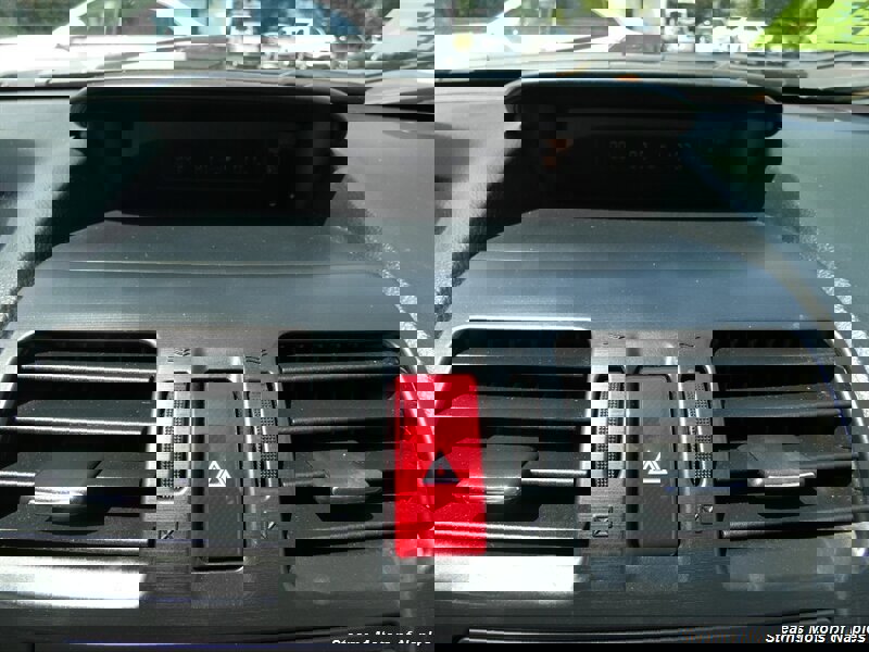 Used 2014 Subaru Crosstrek 2.0i Premium image 28