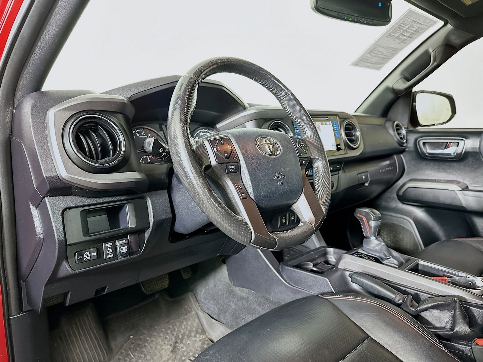 Used 2017 Toyota Tacoma TRD Pro image 10