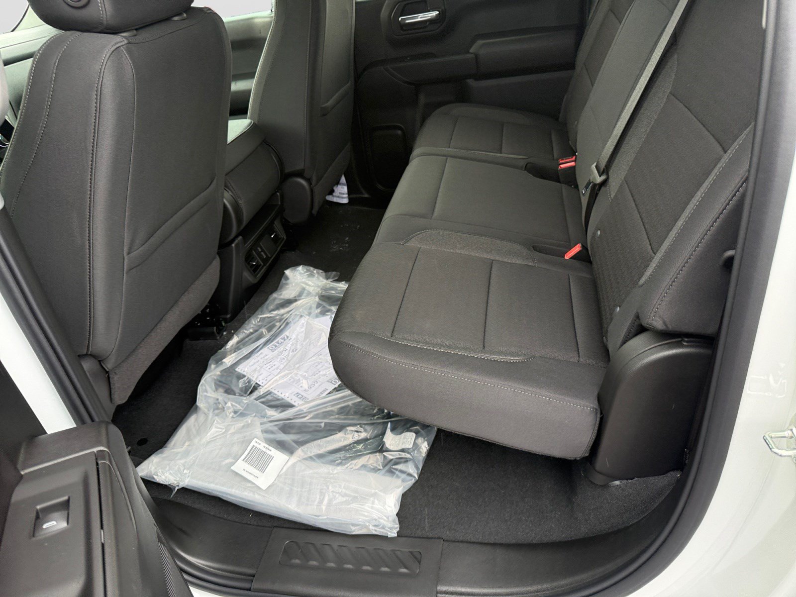 New 2026 Chevrolet Silverado 1500 Custom w/ Turbomax Blackout Package AWD/4WD image 18