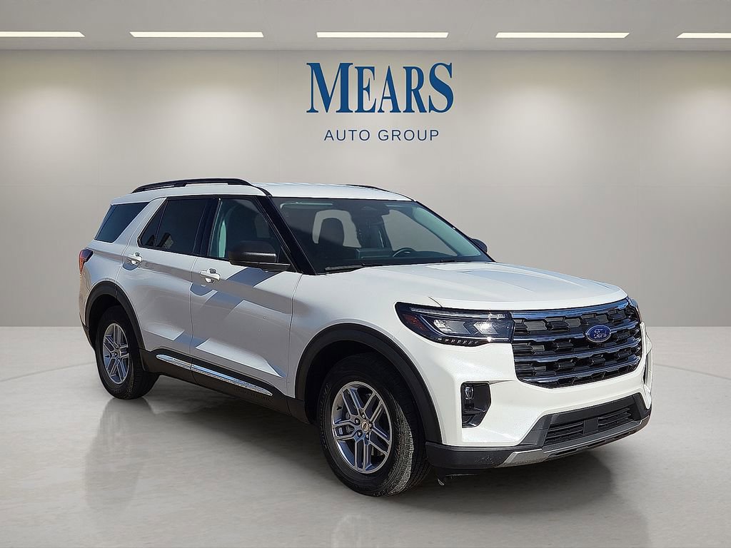 Used 2025 Ford Explorer Active w/ Active Comfort Package image 7
