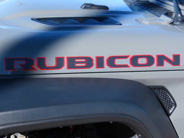 Used 2021 Jeep Gladiator Rubicon w/ Cold Weather Group image 13