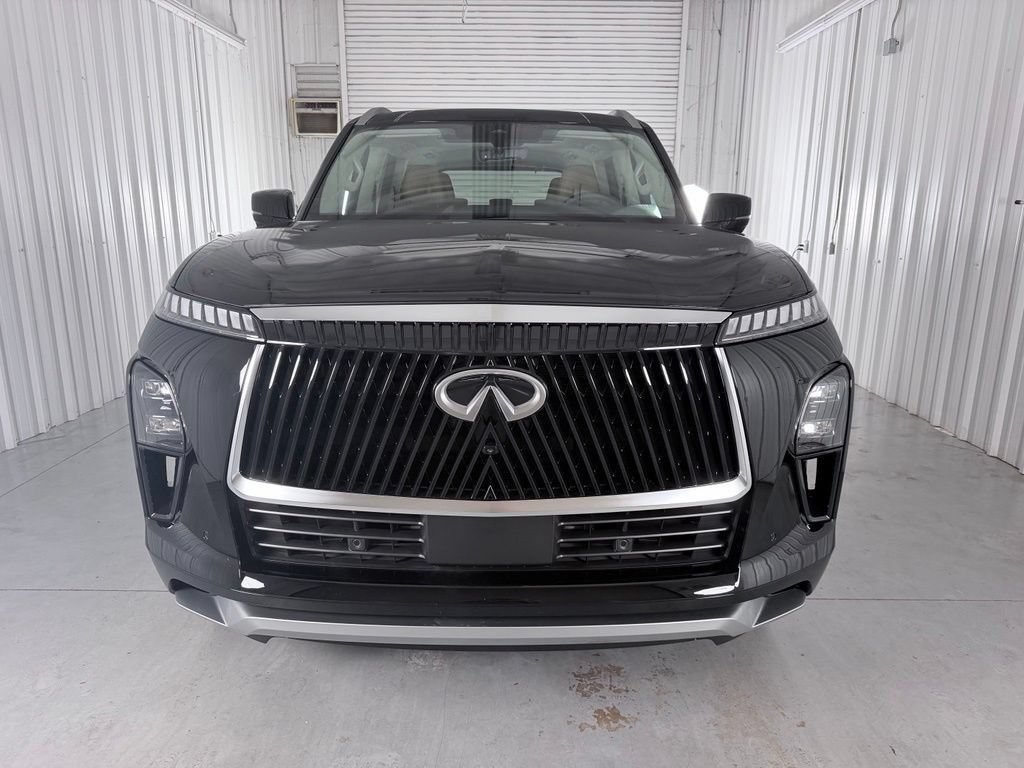 New 2027 INFINITI QX80 Luxe RWD image 3