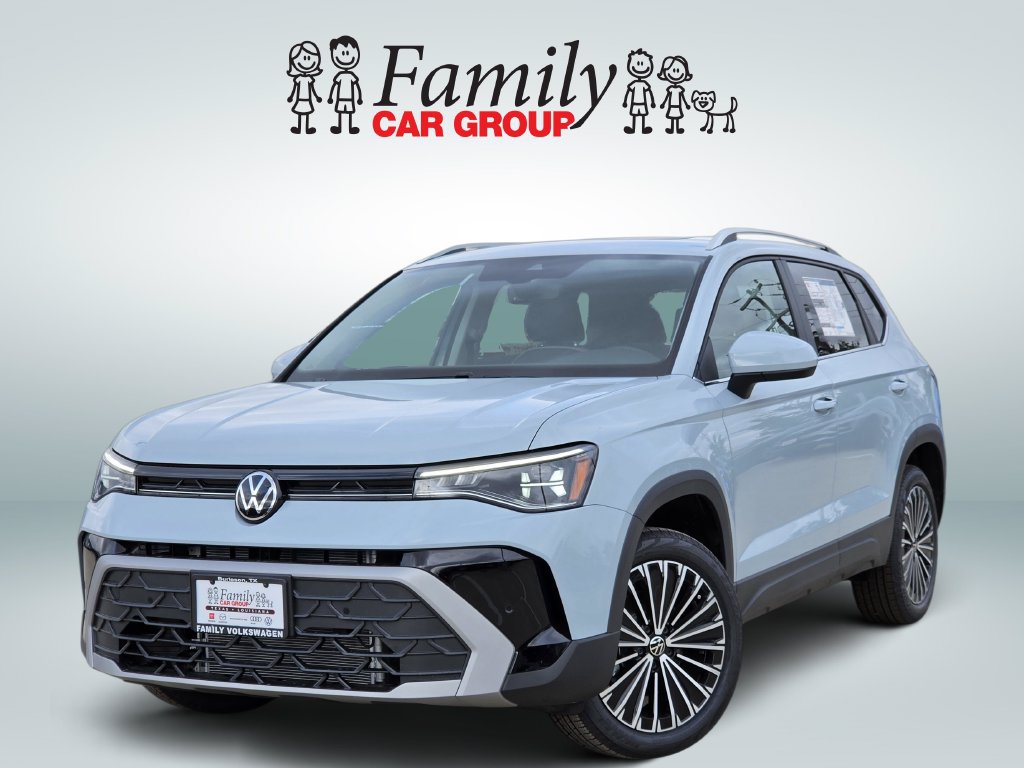 New 2027 Volkswagen Taos SE FWD image 1