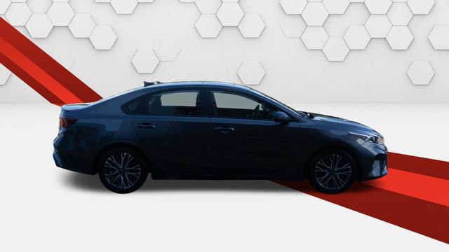 Used 2023 Kia Forte GT-Line w/ GT-Line Premium Package FWD image 7