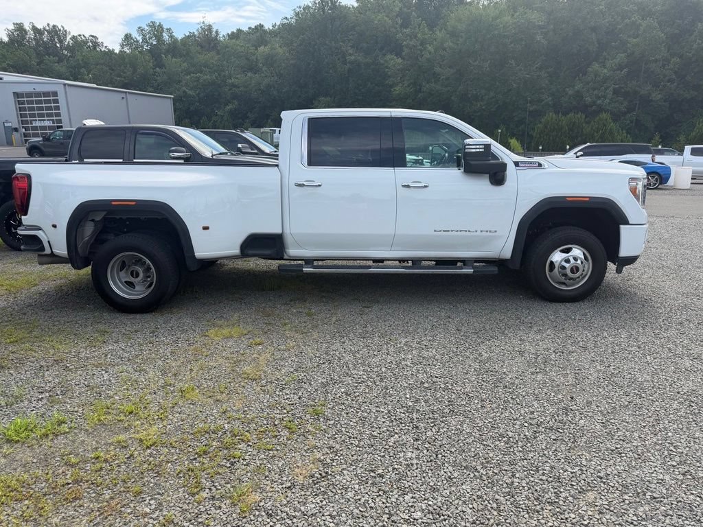 Used 2023 GMC Sierra 3500 Denali AWD/4WD image 18