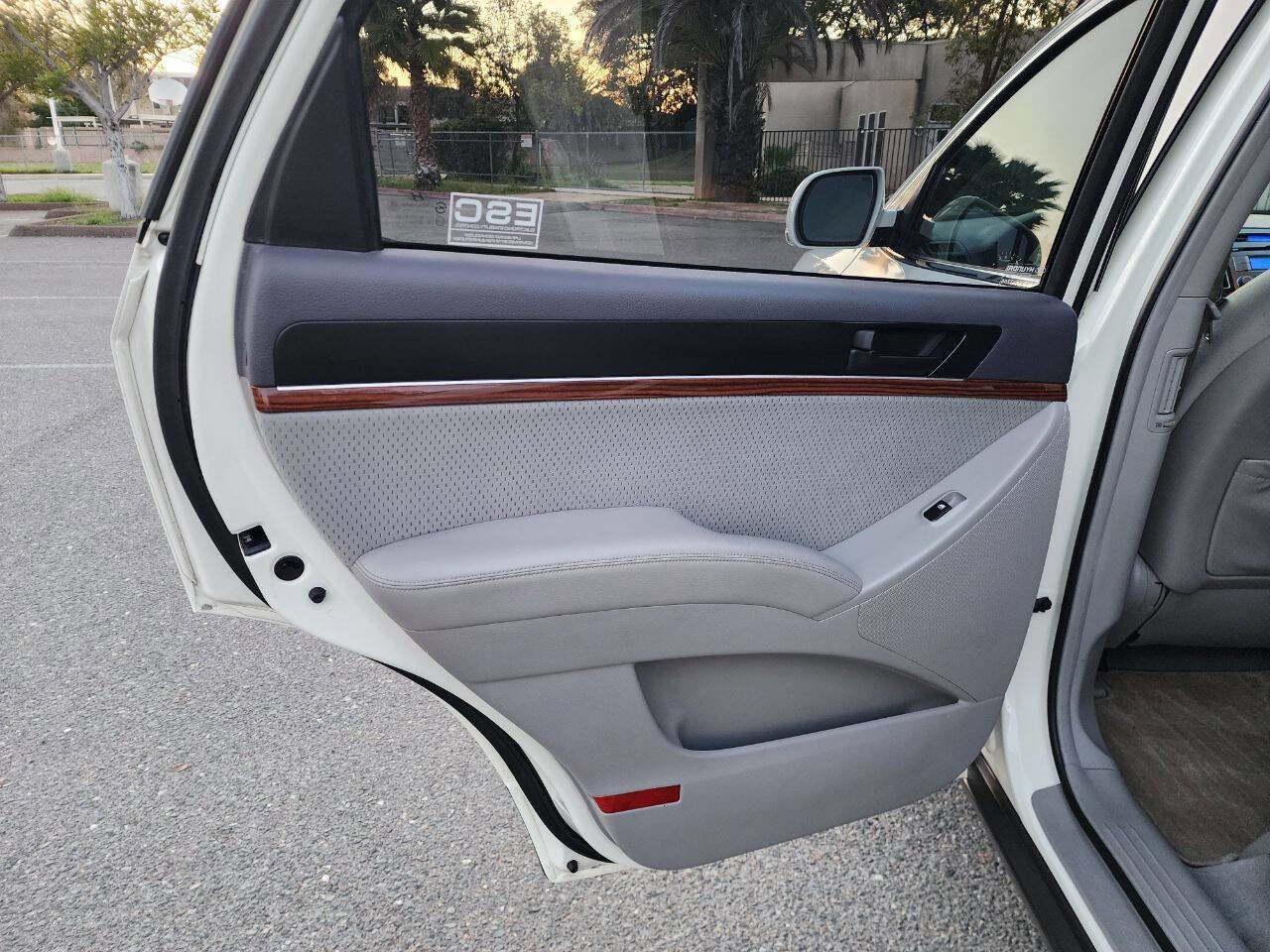 Used 2007 Hyundai Veracruz GLS image 39