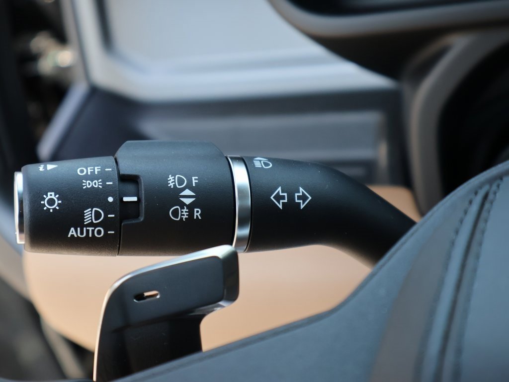 New 2026 Land Rover Defender 110 V8 image 35