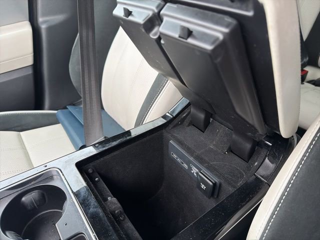 Used 2020 Land Rover Range Rover Velar R-Dynamic S image 33