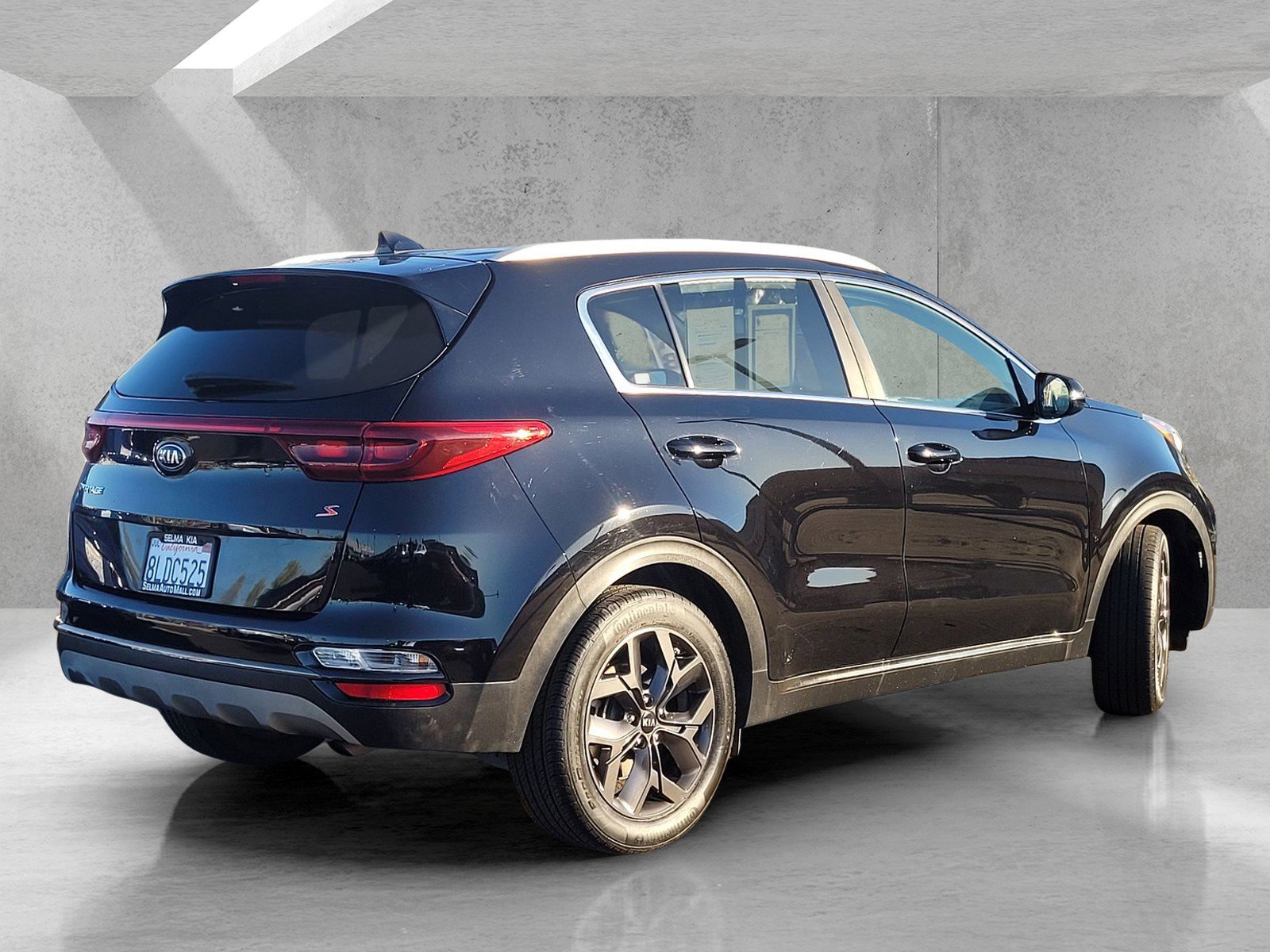 Used 2020 Kia Sportage S image 4