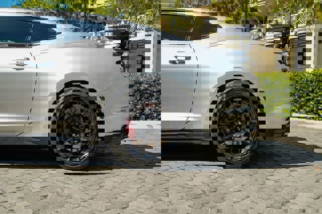 Used 2019 Chevrolet Camaro ZL1 image 16