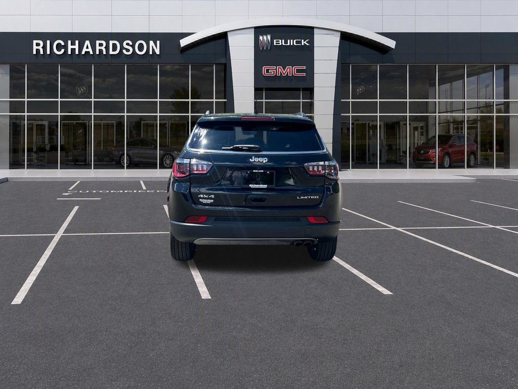 Used 2022 Jeep Compass Limited AWD/4WD image 4