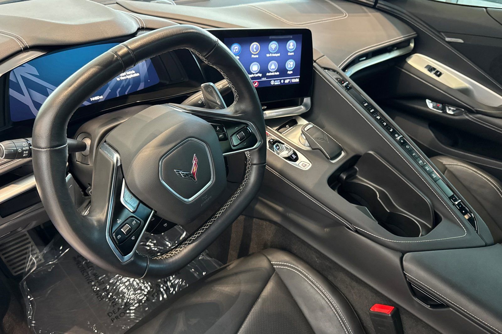 Used 2022 Chevrolet Corvette Stingray Convertible w/ Z51 Performance Package image 14