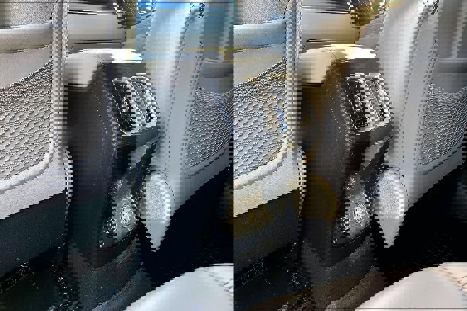 Used 2022 Kia Sorento SX image 34